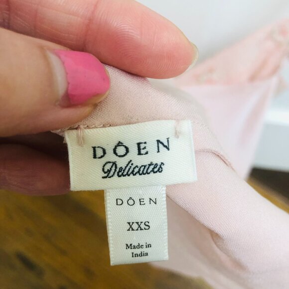 Doen Delicates Effie Pink Silk Cami Crop Tank Top Scalloped Edge XXS - Picture 2 of 5